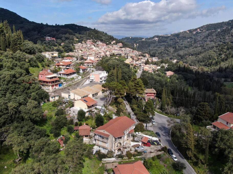 “Katerina'S Guest House” Kato Garouna Exterior foto